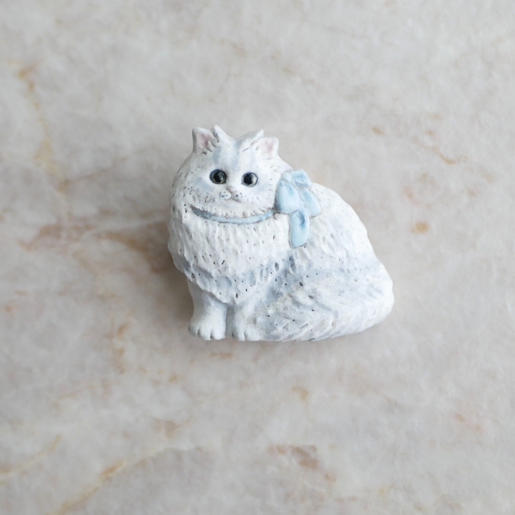 NO.654❤月を眺めながら考える猫❤レジンへアゴム ブローチ