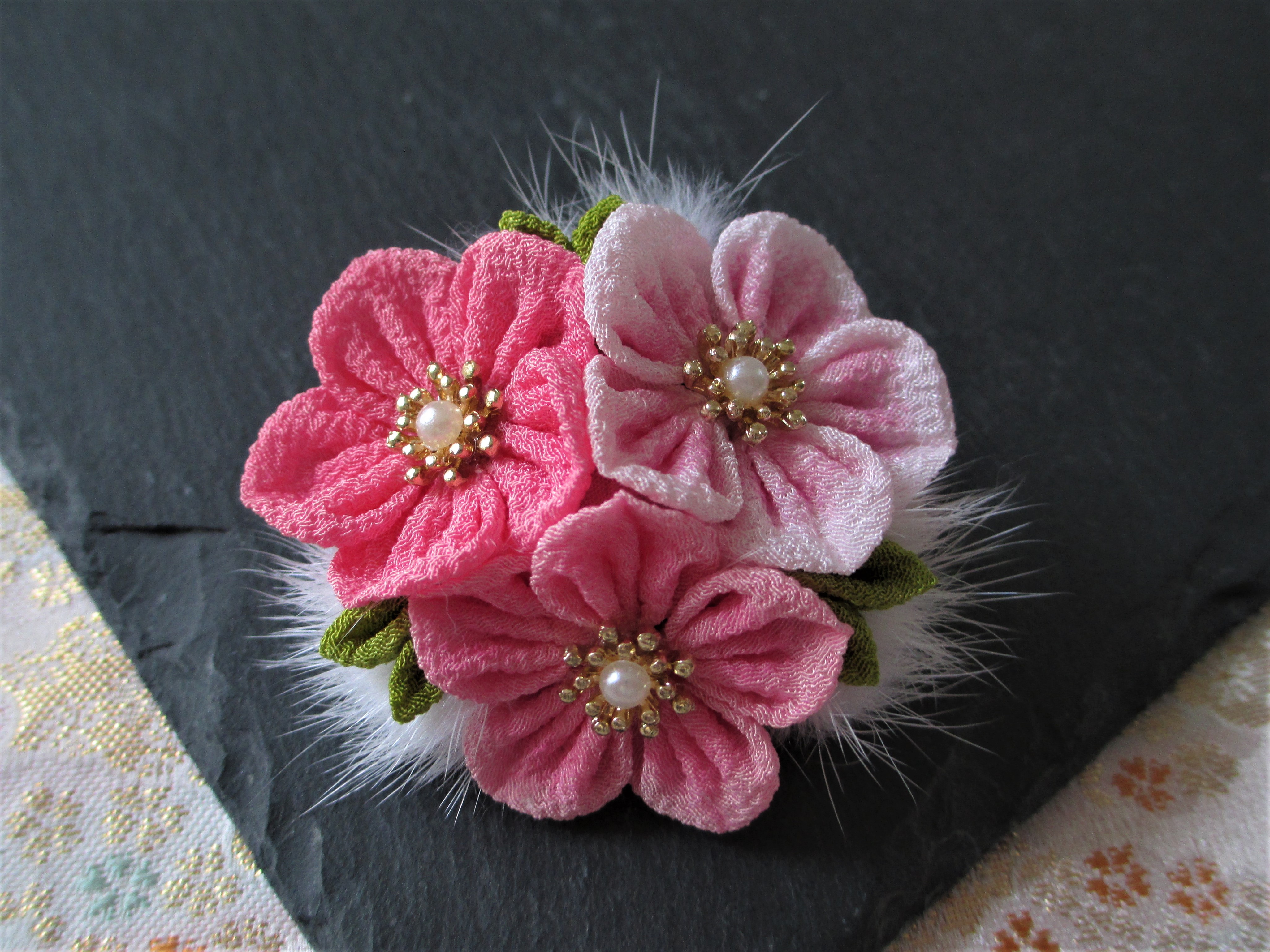 tomtomさま専用　つまみ細工 桃 菜の花　桜橘　ひなまつり ピンク ちりめん tomtomさま専用 つまみ細工 桃 菜の花 桜橘 ひなまつり ピンク