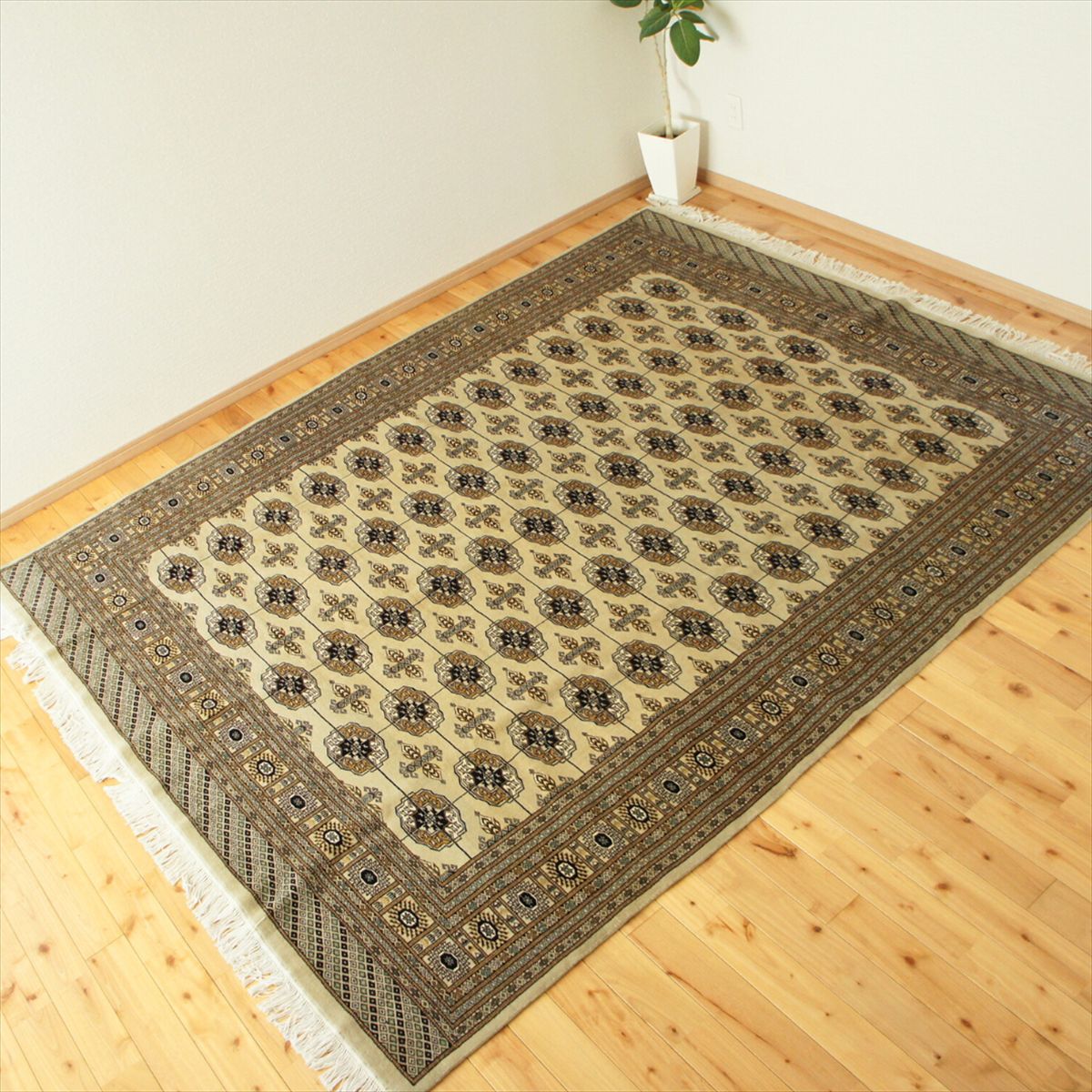 ペルシャ　ギャッベ  ミニマット  41×42   生成　ラクダ 春入荷】ペルシャ ギャッベ 玄関マット小 57x39cm レモン色 黄金