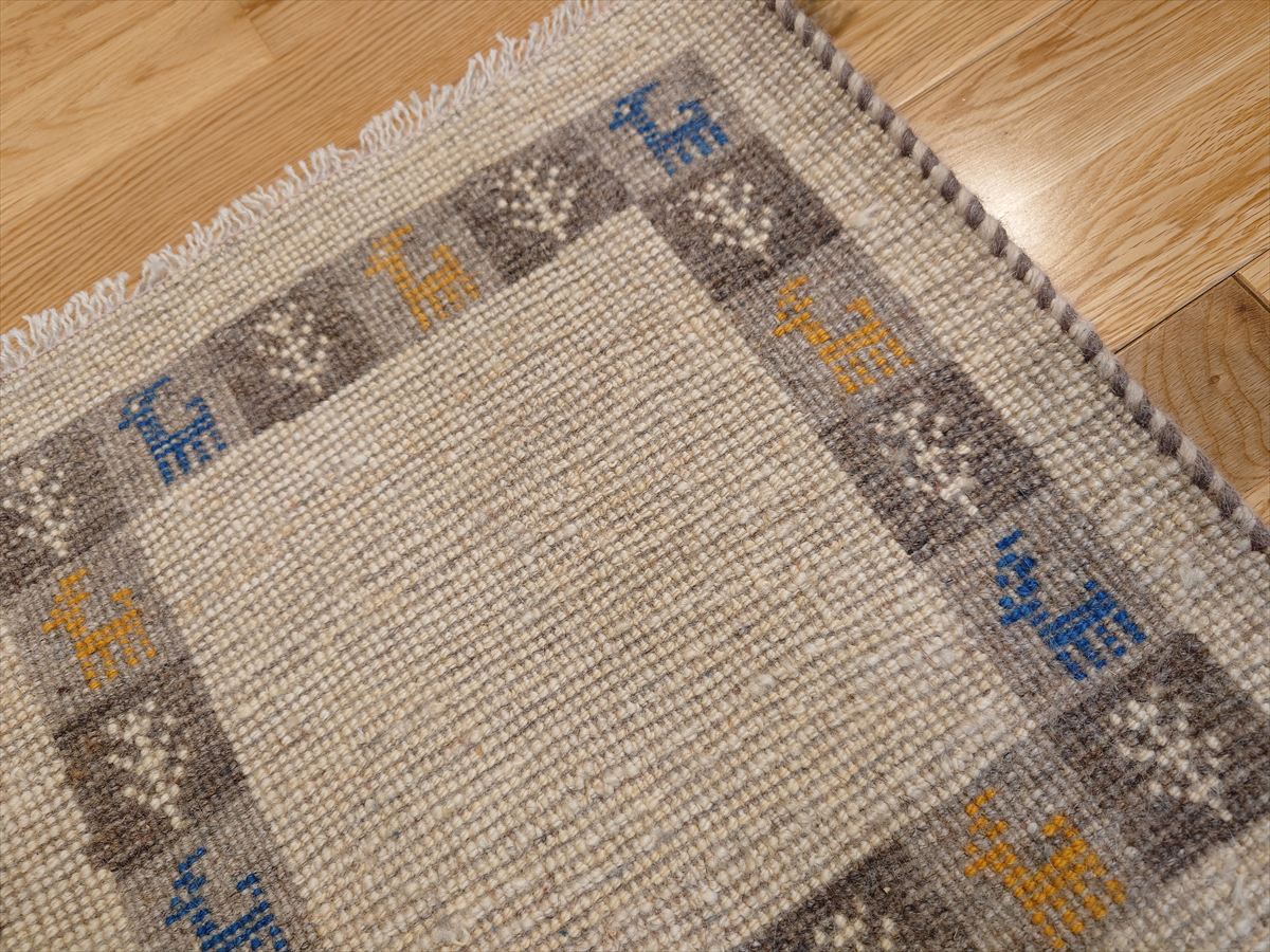 ペルシャ ギャッベ ミニマット ラグ 横40x40cm ベージュ T7249