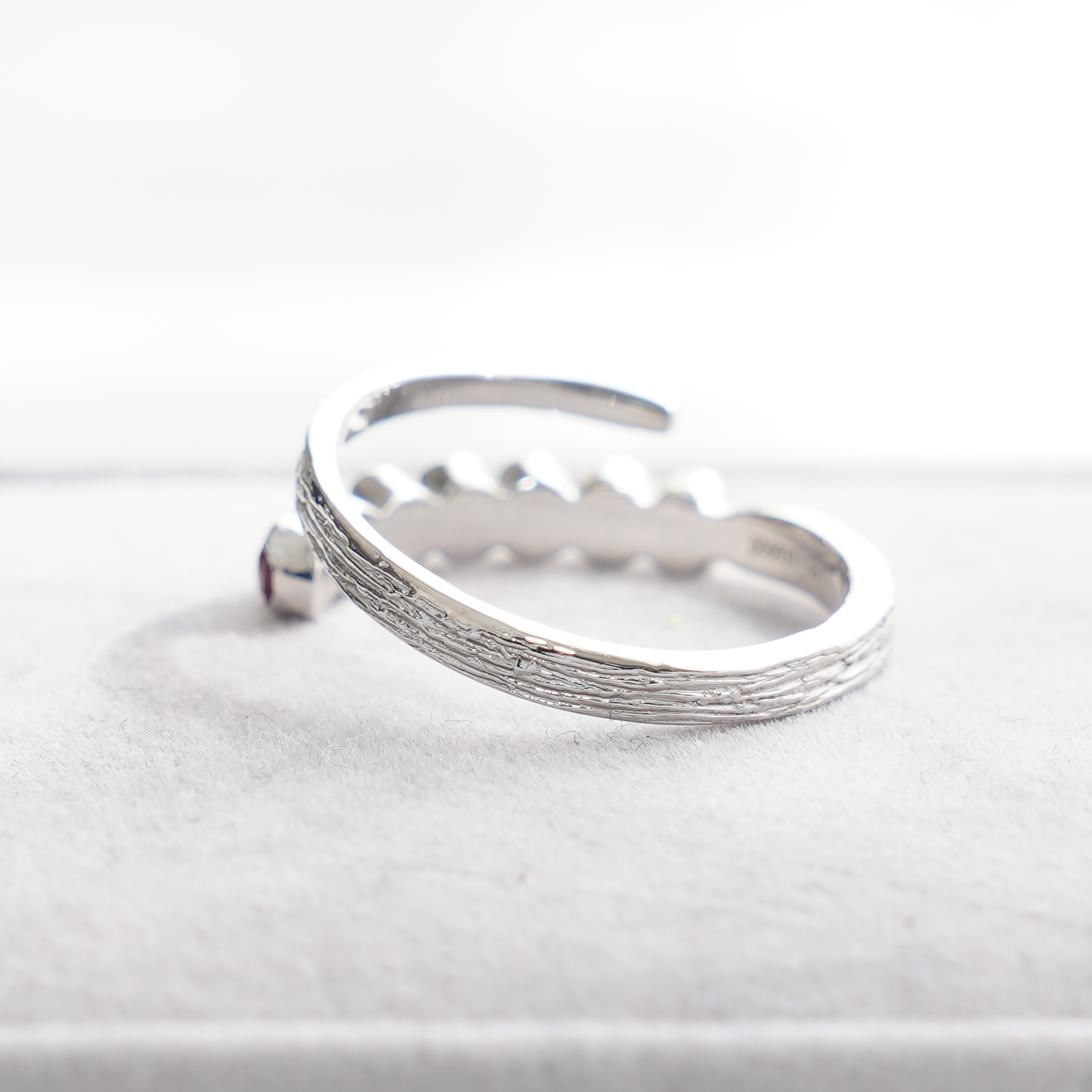 ナナイロ天然石の極上アミュレット✧ジュエリーリング SV925×天然石