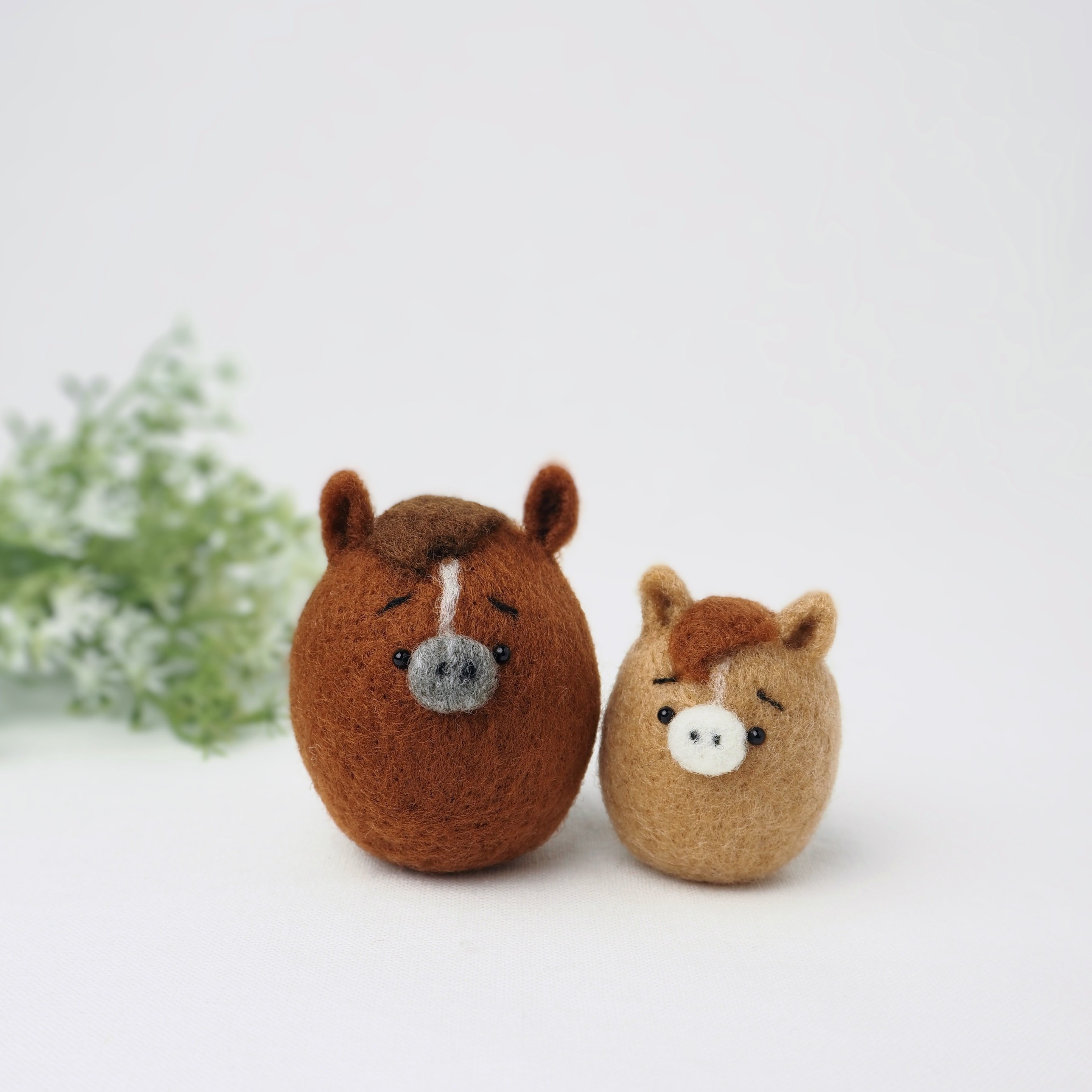 羊毛フェルト】ほのぼの親子猫* 3匹* 座布団付き