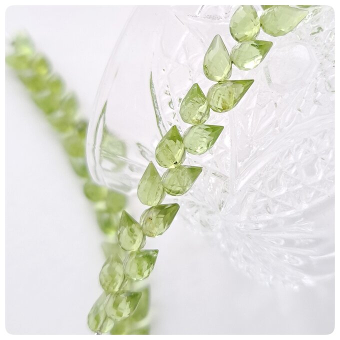 ペリドット ドロップブリオレットカット蕾 4個 - ☆buchuchu  