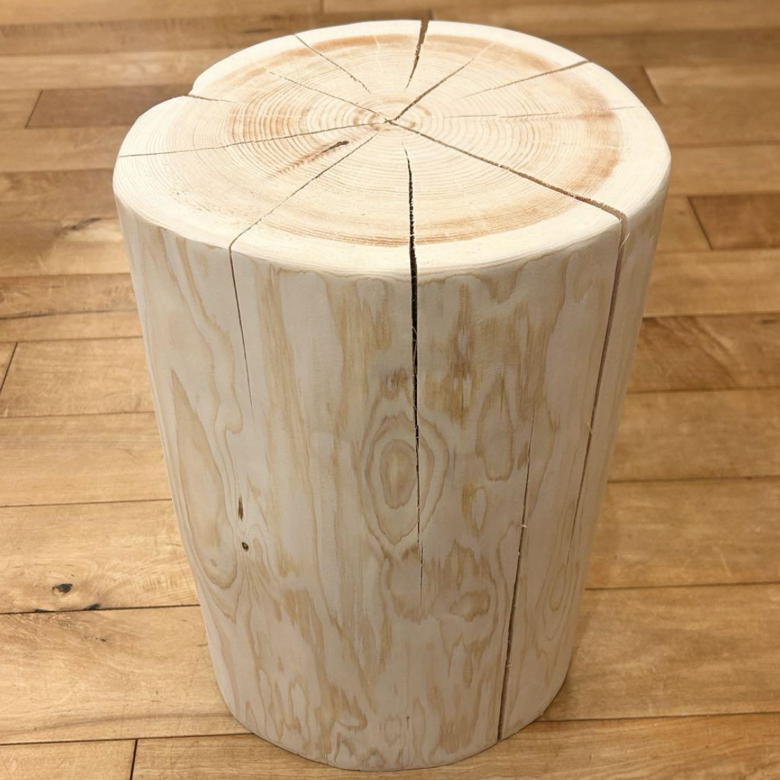 檜　丸太　椅子　スツール　No.1275 Hinoki Wood Stool No.1194】 - Wood Factory Silky ｜クラフト
