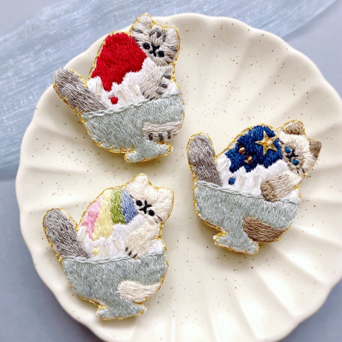 NO.677❤猫と冬景色❤レジンへアゴム 巡り合わ