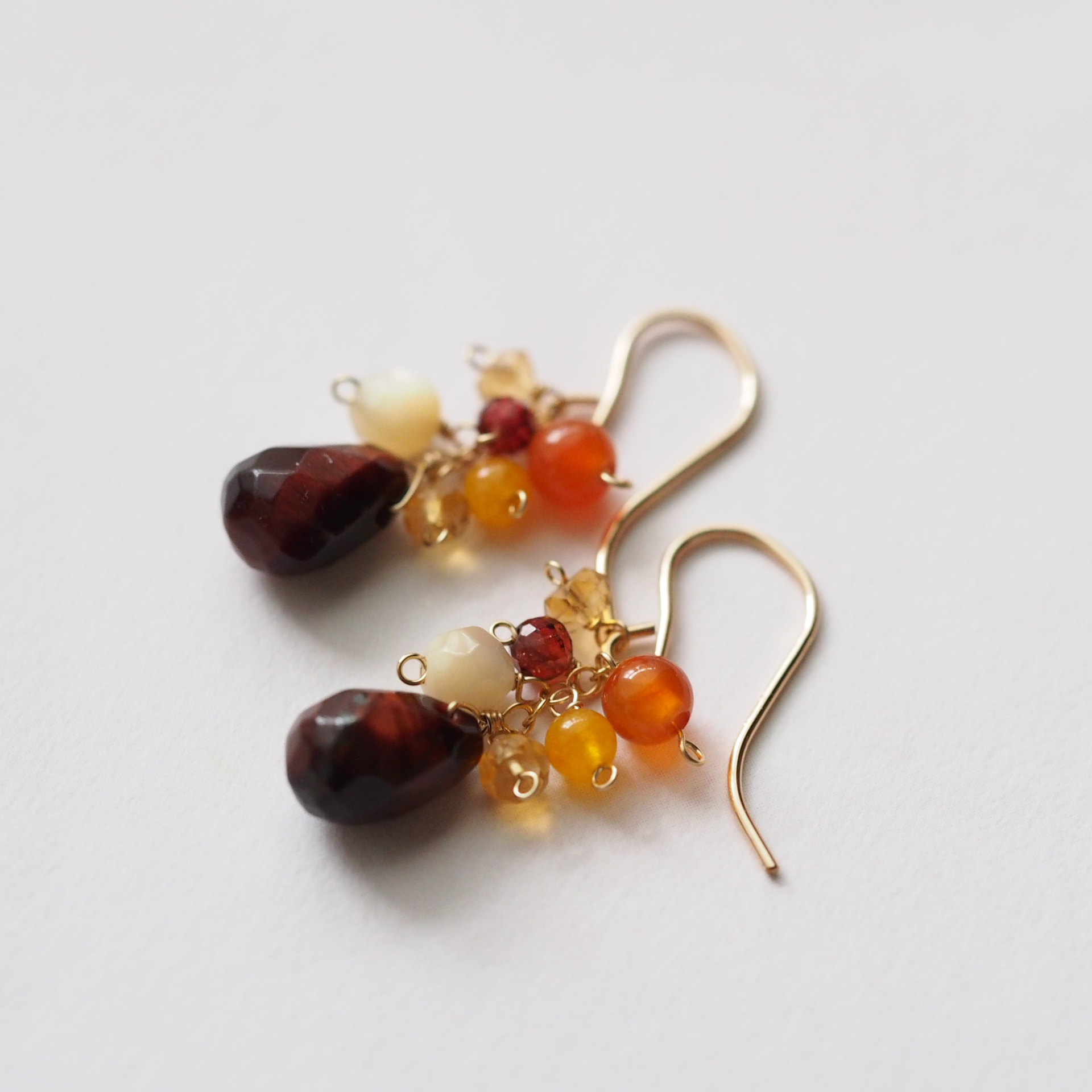 14kgf：赤虎目石の秋の実りのピアス（イヤリング）№9155 レッド