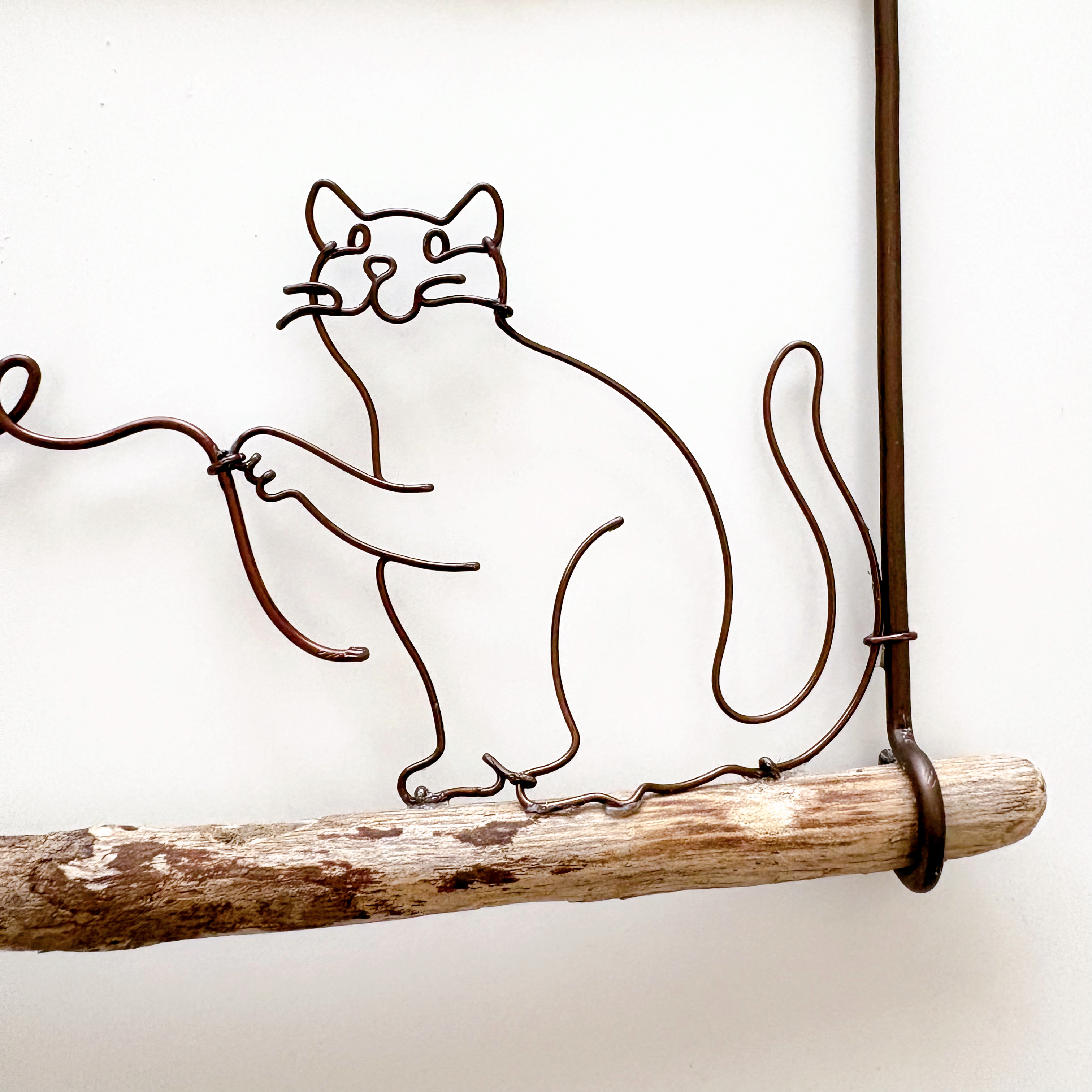 のんびり猫のWelcome オーナメント - CHIKA WIRE ｜クラフト作品