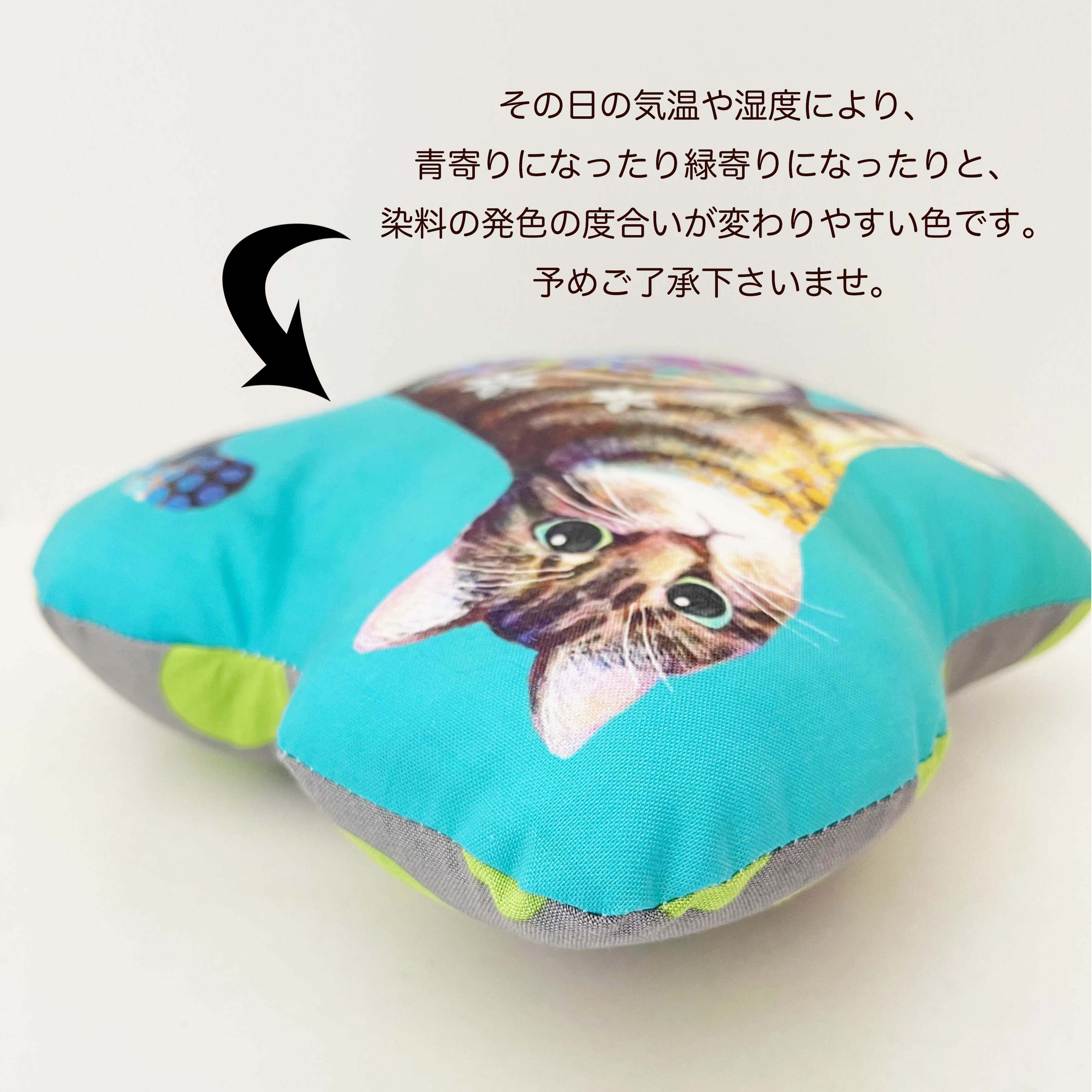 猫のミニぬいぐるみクッション「キジトラ」 - yucca ticca