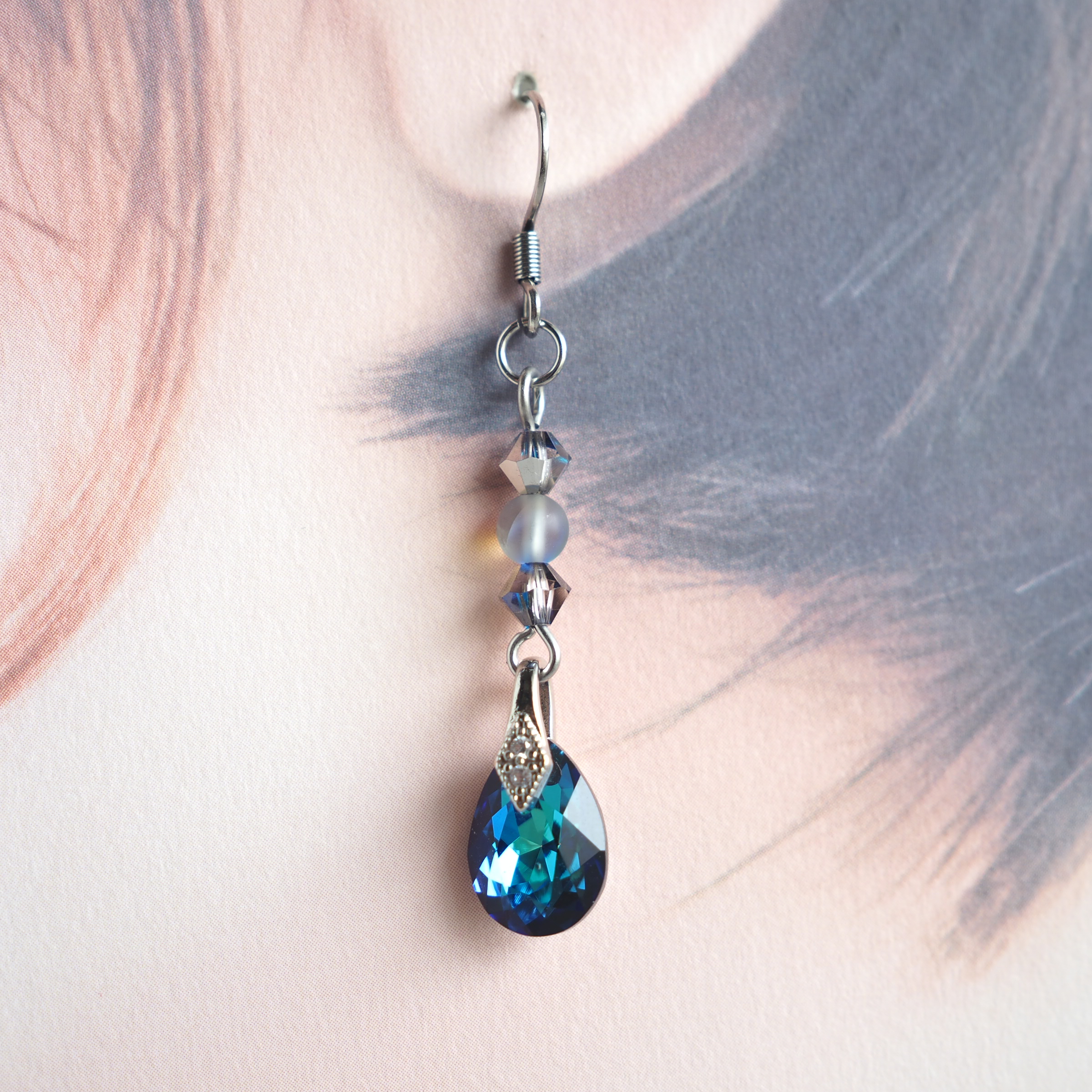 ブレスレット&ピアス(ハンドメイド)2個 月夜の水面を纏う”ピアス（サージカルステンレス） - 〈30