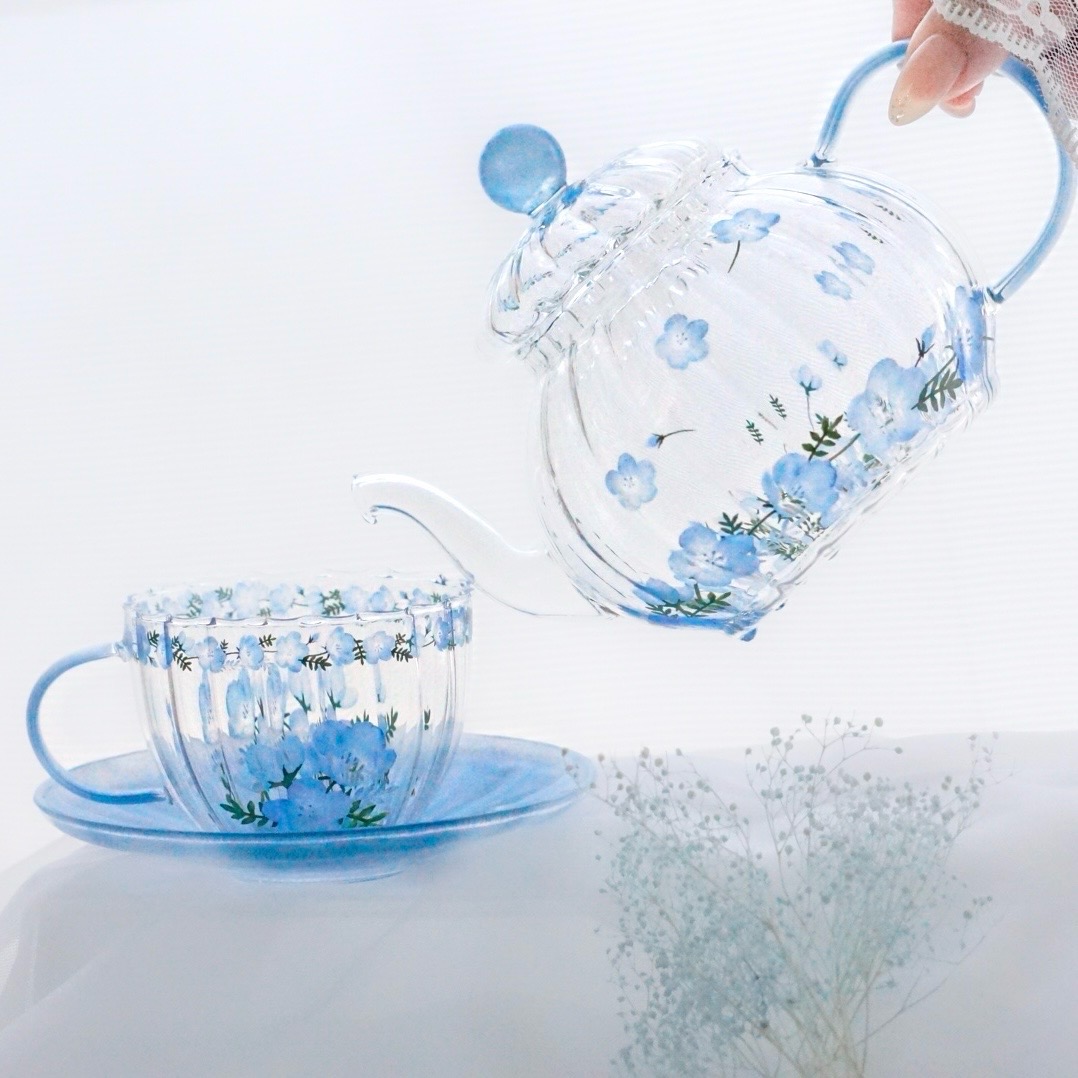 ネモフィラが舞うお花畑〜耐熱ガラスのティーセット〜新作