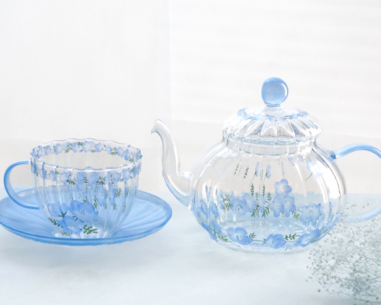 ネモフィラが舞うお花畑〜耐熱ガラスのティーセット〜新作